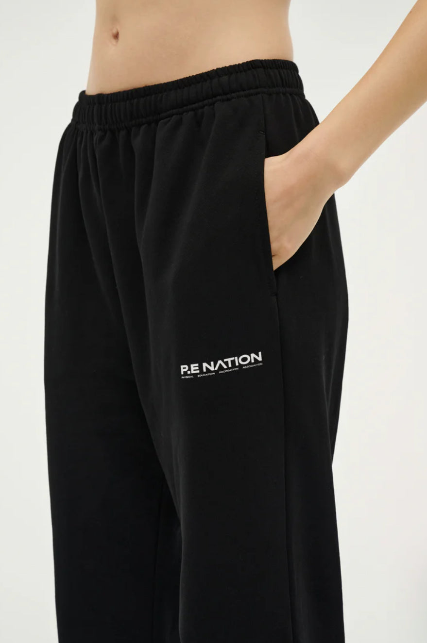 P.E. NATION QUALIFY TRACKPANT IN BLACK