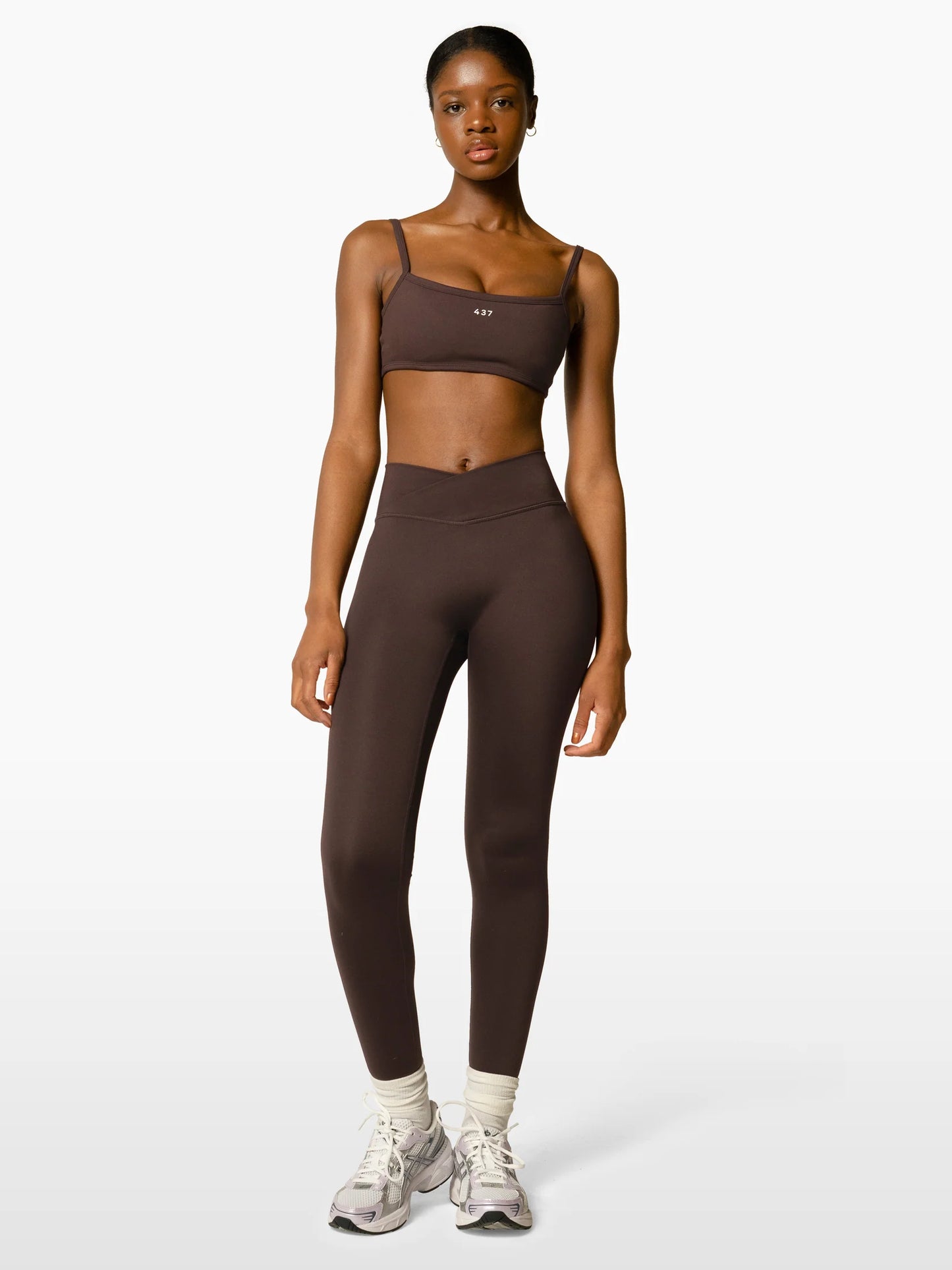 437 THE V LEGGING IN ESPRESSO