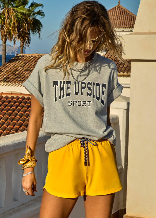 THE UPSIDE HARBOR SAMMI TEE IN GREY MARBLE