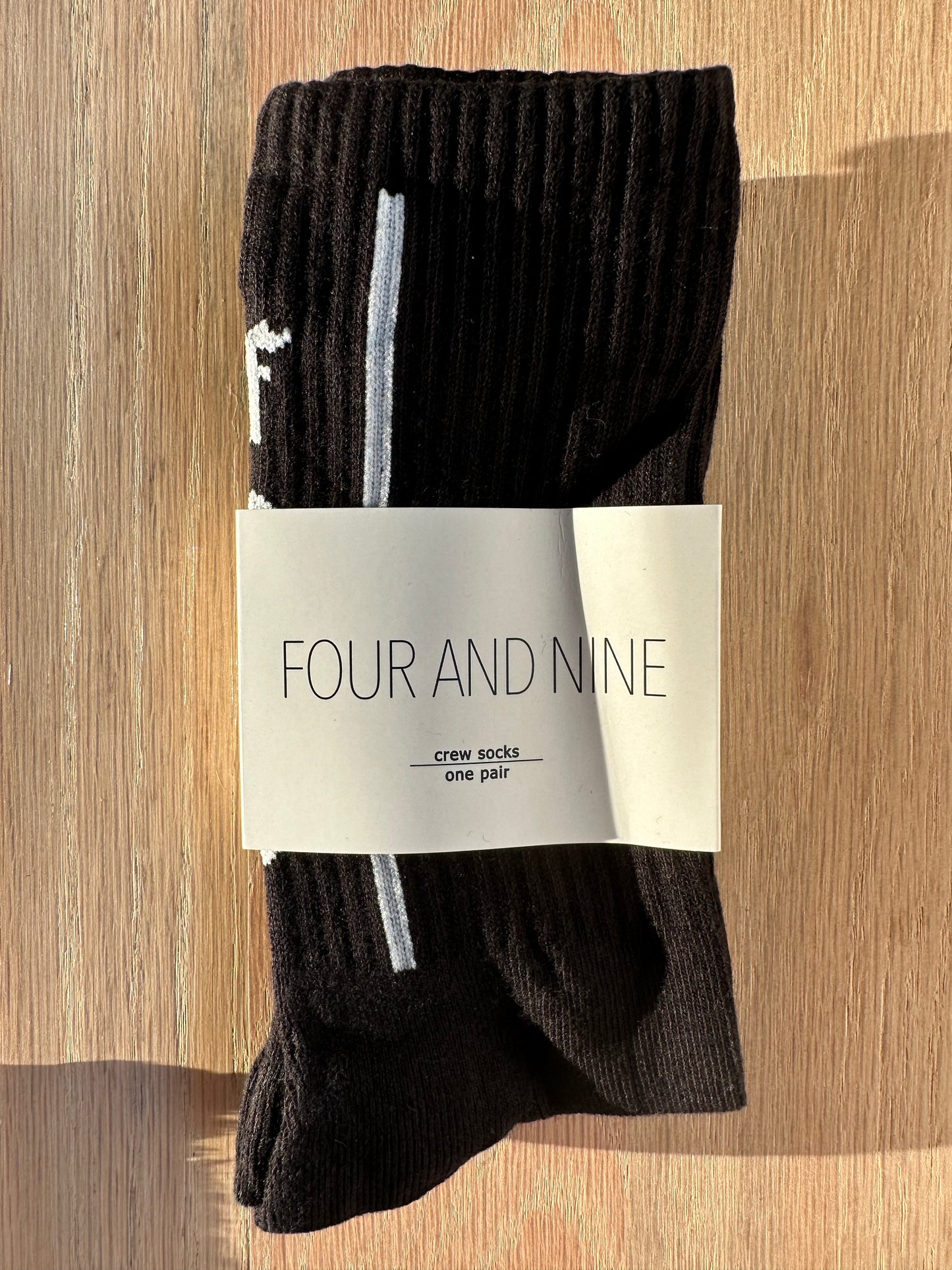 FOUR & NINE SOCKS - BLACK